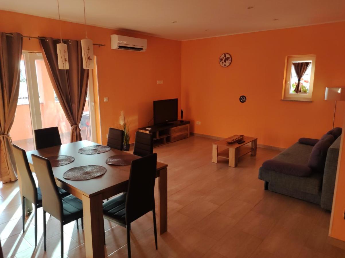 Apartman Tramonto 모토분 외부 사진